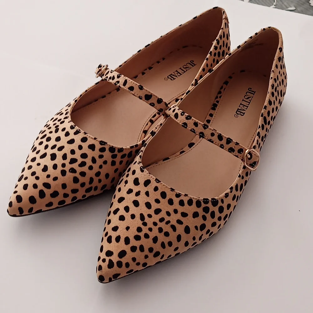 KAELLYN ANIMAL PRINT FLATS - Picture 2 of 5